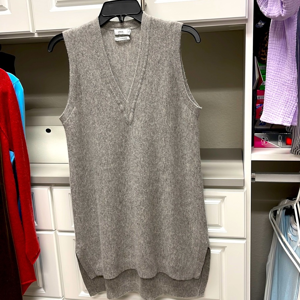 Vince Lt gray cashmere vest